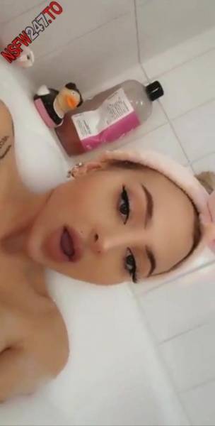 Celine Centino bathtbu video snapchat premium porn videos on myfans.pics