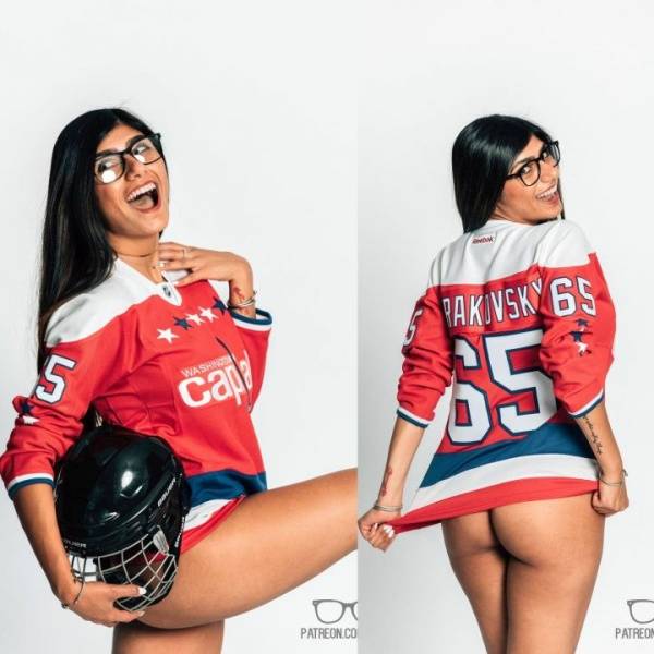 Mia Khalifa Hockey Jersey Sexy Photoshoot Set Leaked - Usa - Jersey - Lebanon on myfans.pics