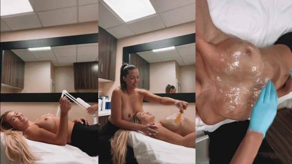 Stefanie Knight Stefbabyg Waxing Boobs Lesbian Massage on myfans.pics