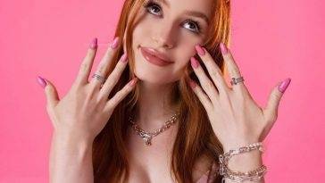 Madelaine Petsch Sexy on myfans.pics