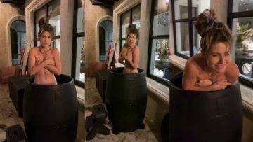 Amanda Cerny Topless Hand Bra Video Leaked on myfans.pics