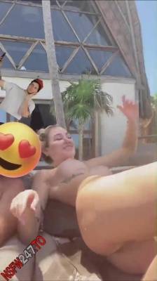 Heidi Grey pee show snapchat premium porn videos on myfans.pics