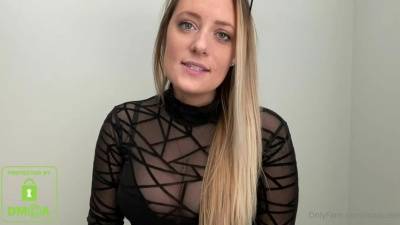 Miss Cassi ASMR - Hairstylist on myfans.pics