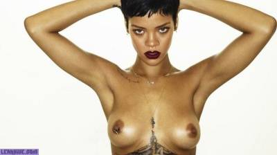 Sexy topless Rihanna for Unapologetic on myfans.pics