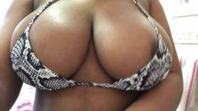 Jamaican Ass and Tits ???? - Jamaica on myfans.pics