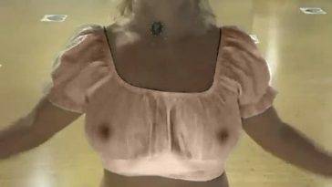 Britney Spears Braless (13 Pics + Video) on myfans.pics