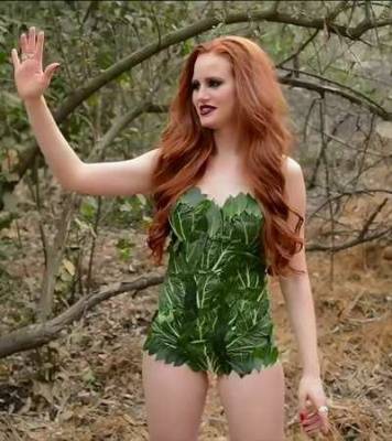 Madelaine Petsch makes me weak on myfans.pics