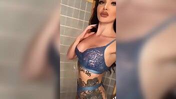 Sophmariex 2032560 Being horny in the dressing room premium porn video on myfans.pics