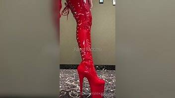 Alexamoorre red hot thigh high boots on myfans.pics