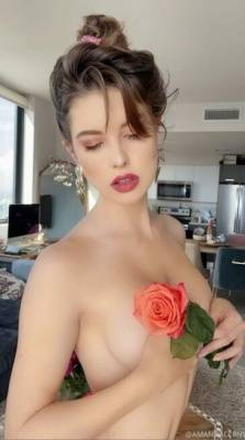 Amanda Cerny Nude Valentines Onlyfans Set Leaked on myfans.pics