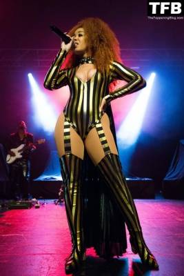 Kirby Flashes Her Areolas as She Performs at O2 Academy in Birmingham on myfans.pics