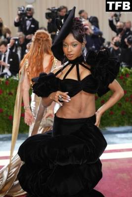 Normani Flaunts Her Sexy Tits & Abs at The 2022 Met Gala in NYC on myfans.pics
