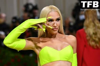 Gwen Stefani Stuns on the Red Carpet at The 2022 Met Gala in NYC on myfans.pics