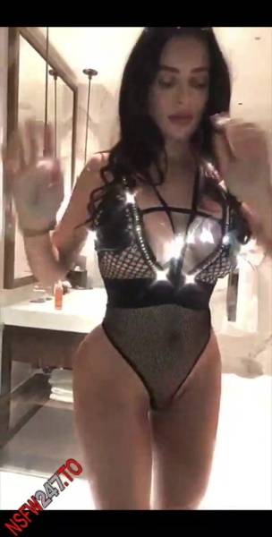 Sophia Dee photoshoot snapchat premium xxx porn videos on myfans.pics