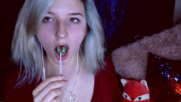 Aftyn Rose ASMR - Lollipop Licking and Sucking on myfans.pics