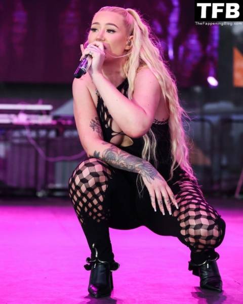 Iggy Azalea Performs at The 39th Annual Long Beach Pride Parade and Festival in Long Beach (150 New Photos) on myfans.pics