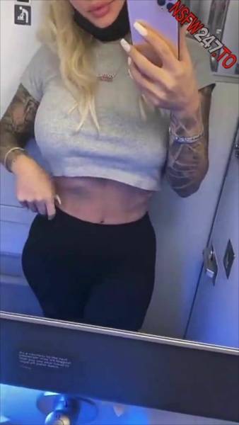 Viking Barbie I started touching my pussy on the airplane but the guy next to me noticed so I went to the bathroom snapchat premium 2020/10/09 on myfans.pics