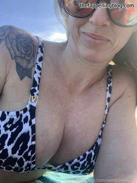 Sweet Vickie (sweetcheeks_83) Nude OnlyFans  (91 Photos + 8 Videos) on myfans.pics