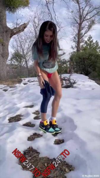 Violet Summers How to make yellow snow snapchat premium 2021/02/04 porn videos on myfans.pics