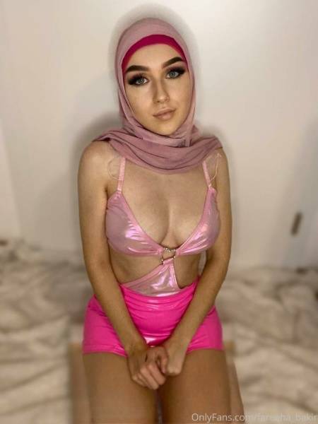 Fareeha Bakir Nude Hijab Bondage  Set  on myfans.pics