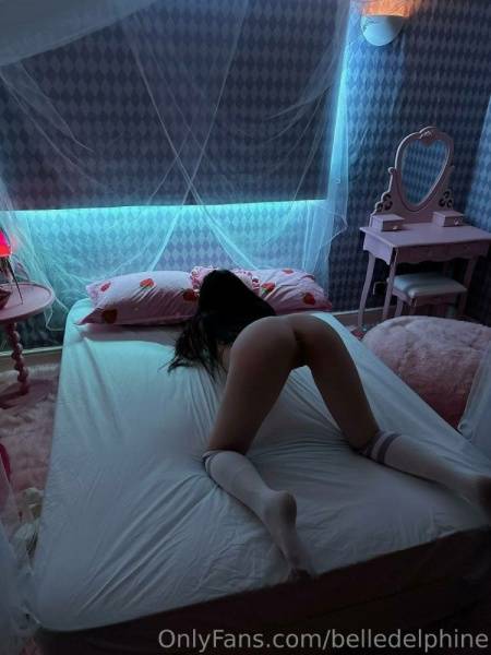 Belle Delphine Nude Cam Girl Bedroom Onlyfans Set Leaked on myfans.pics