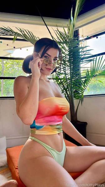 KittyPlays Sexy Colorful Top Thong Fansly Set Leaked on myfans.pics