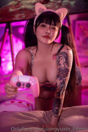 Hitomi Songyuxin / Lindsay78690789 / hitomi_official / songyuxin_hitomi Nude on myfans.pics